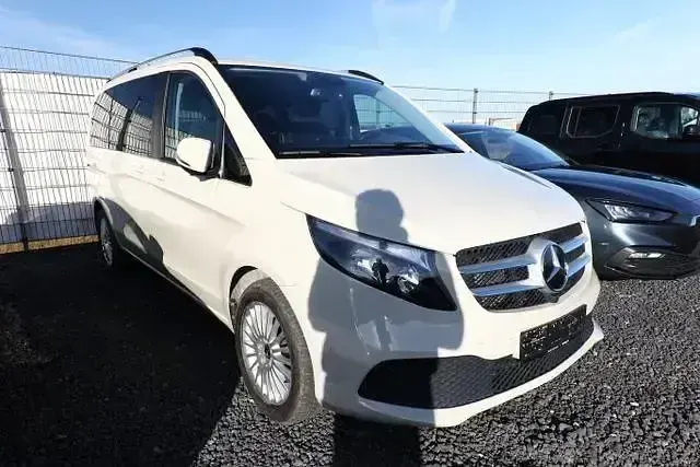 Usata Mercedes V220 2021 Andere Monovolume