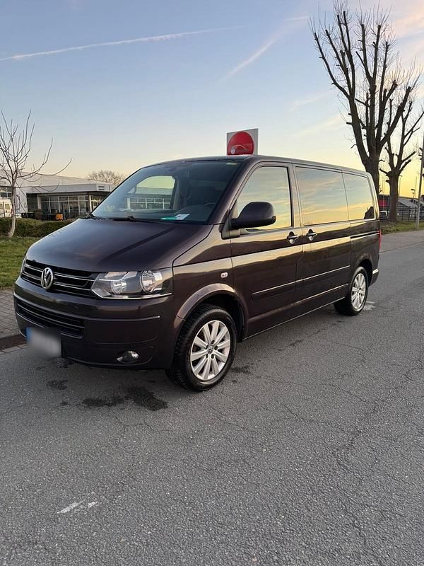 Second-hand VW T5 103 CP (75 kW) 2011 Maro Van