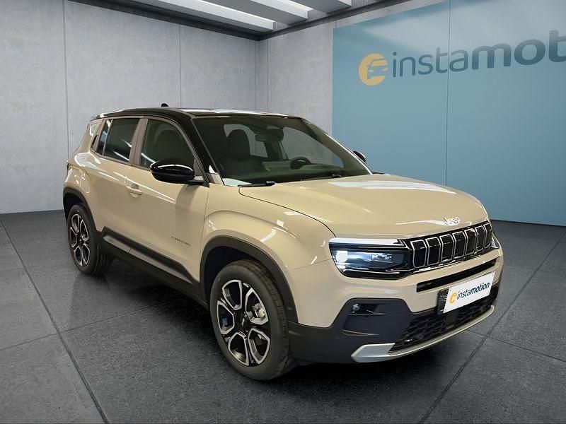 Neu Jeep Avenger Summit 110 PS (80 kW) 2025 Grau SUV