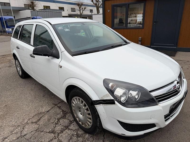 Gebraucht Opel Astra Edition 90 PS (66 kW) 2009 Weiß Kombi