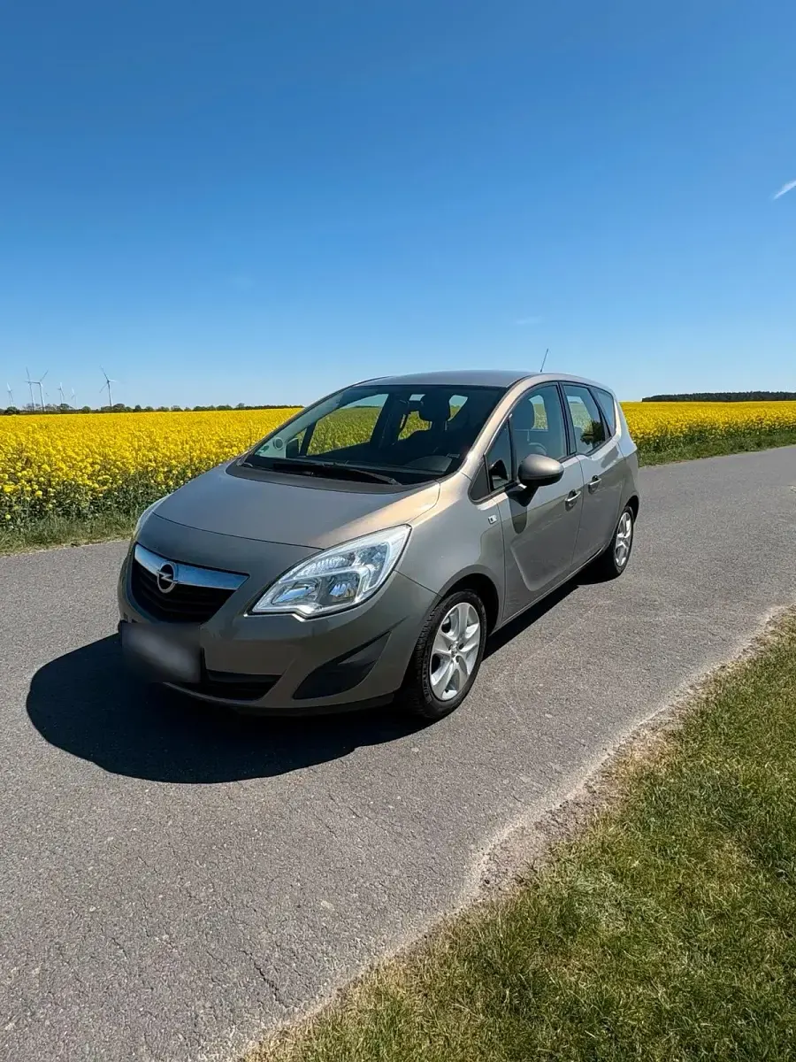 Gebraucht Opel Meriva 101 PS (74 kW) 2010 Beige Van / Kleinbus