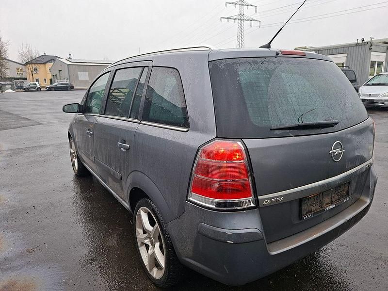 Gebraucht Opel Zafira 94 PS (69 kW) 2007 Blau Van / Kleinbus