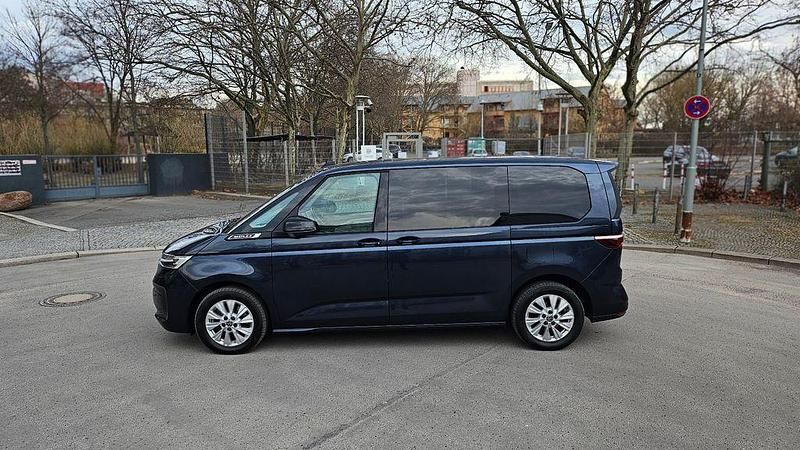 Gebraucht VW Multivan Life 218 PS (160 kW) 2022 Blau Van