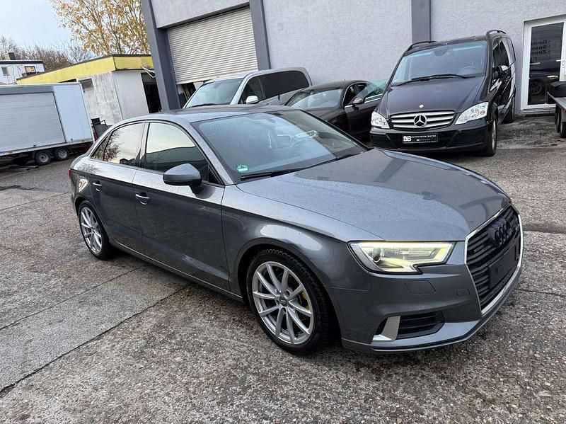 Gebraucht Audi A3 Sport 150 PS (110 kW) 2017 Monsungrau Limousine