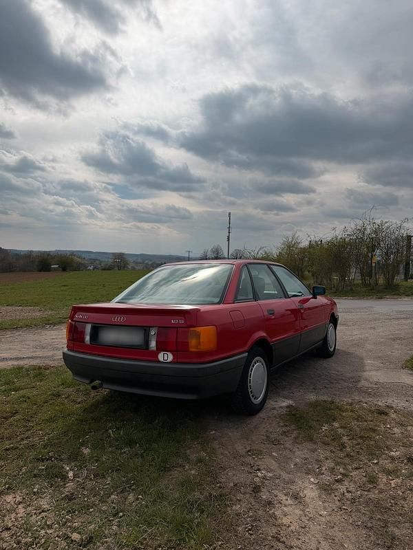 Second-hand Audi 80 90 CP (66 kW) 1990 Roșu Berlinǎ