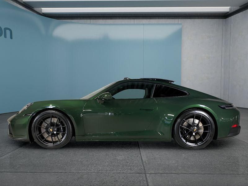 Neu Porsche 911 541 PS (397 kW) 2025 Grün Coupé