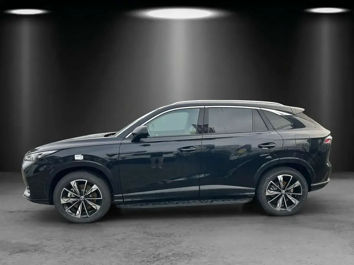 Neu MG HS Luxury 272 PS (200 kW) 2026 Pebble black SUV