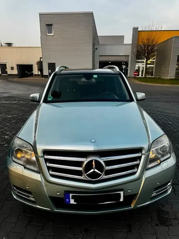 Gebraucht Mercedes GLK350 231 PS (169 kW) 2010 Grau SUV