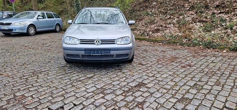 Gebraucht VW Golf IV 105 PS (77 kW) 2002 Silber Kombi