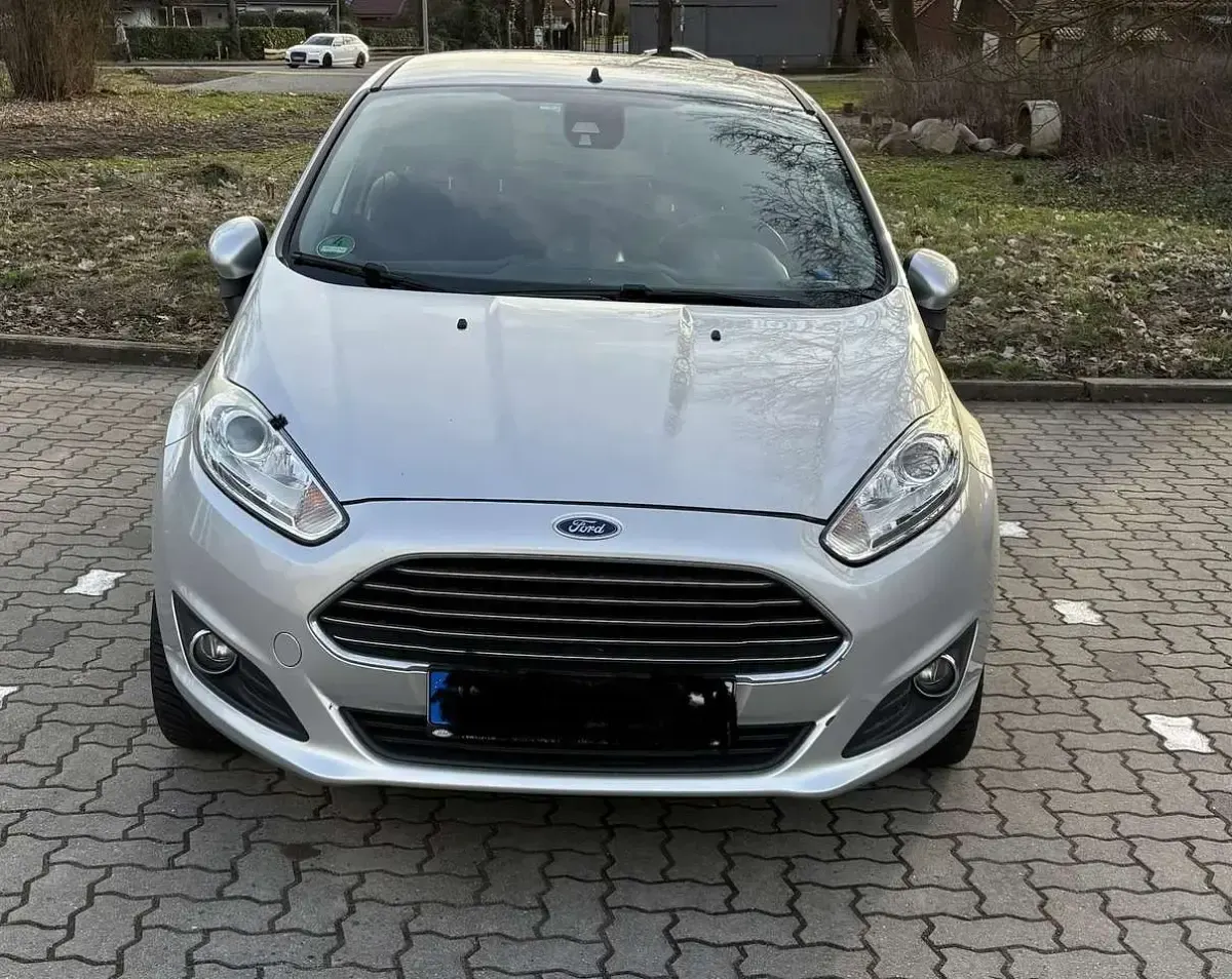 Gebraucht Ford Fiesta Titanium 125 PS (91 kW) 2013 Limousine