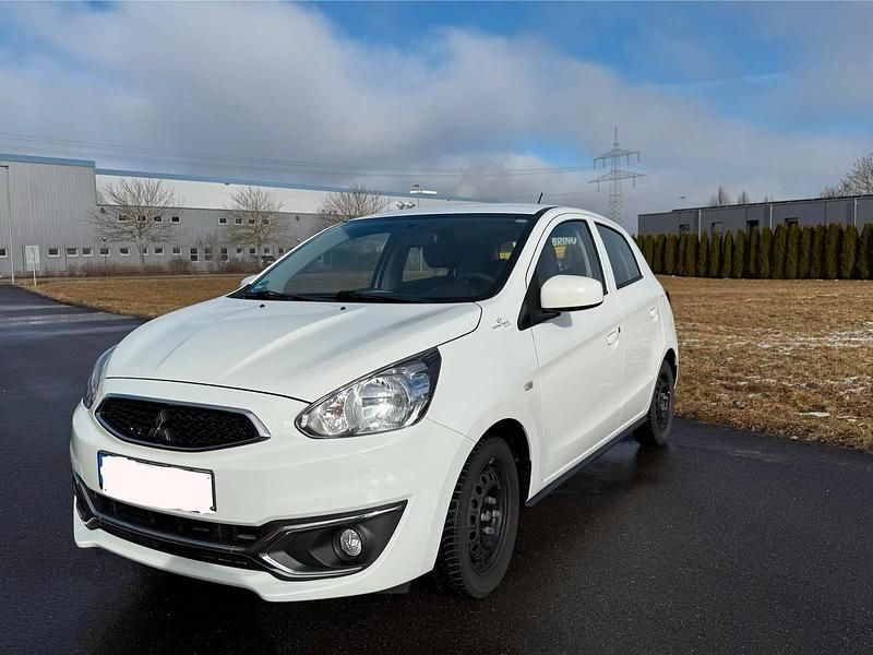 Weiß Gebraucht 2020 Mitsubishi Space Star Basis Kleinwagen | 7.999 € (Fairer Preis) - Bild 1/4
