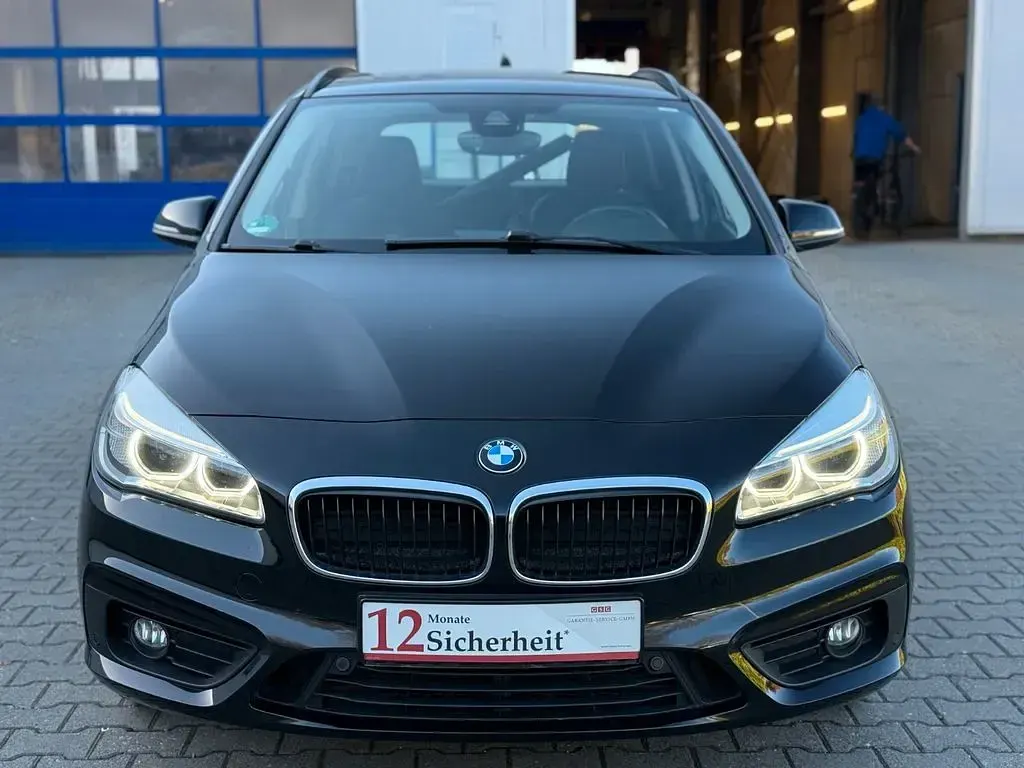 Gebraucht BMW 218 Active Tourer Advantage 150 PS (110 kW) 2018 Schwarz Van / Kleinbus