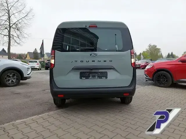 Gebraucht Ford Tourneo Courier Trend 125 PS (91 kW) 2025 Grau Van / Kleinbus