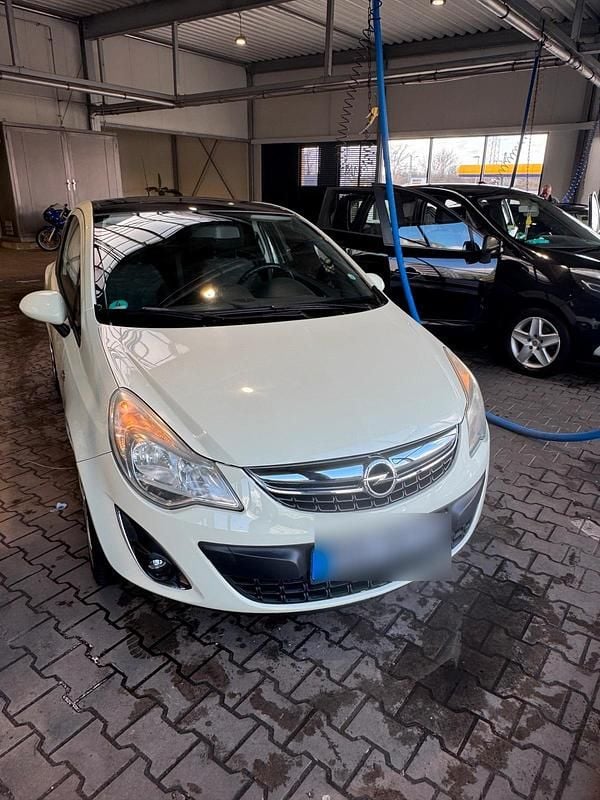 Gebraucht Opel Corsa Eco 70 PS (51 kW) 2011 Weiß Kleinwagen