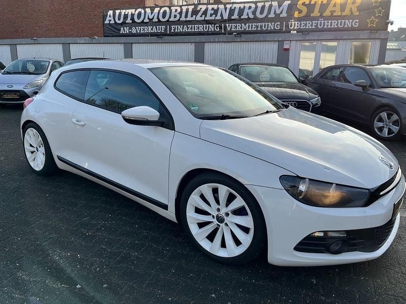 Weiß Gebraucht 2009 VW Scirocco Coupé | 9.999 € (Fairer Preis) - Bild 1/4