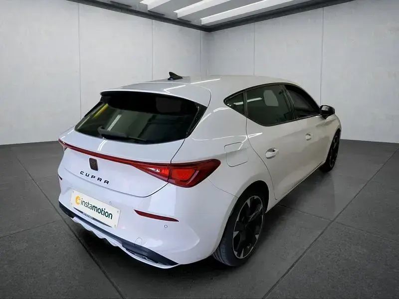 Gebraucht Cupra Leon 150 PS (110 kW) 2023 Weiß Kleinwagen