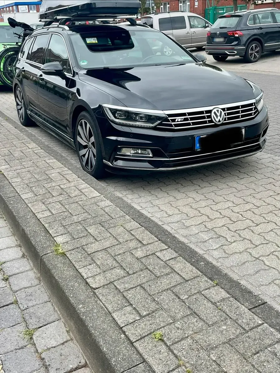 Gebraucht VW Passat R-line Plus 190 PS (139 kW) 2015 Schwarz Kombi