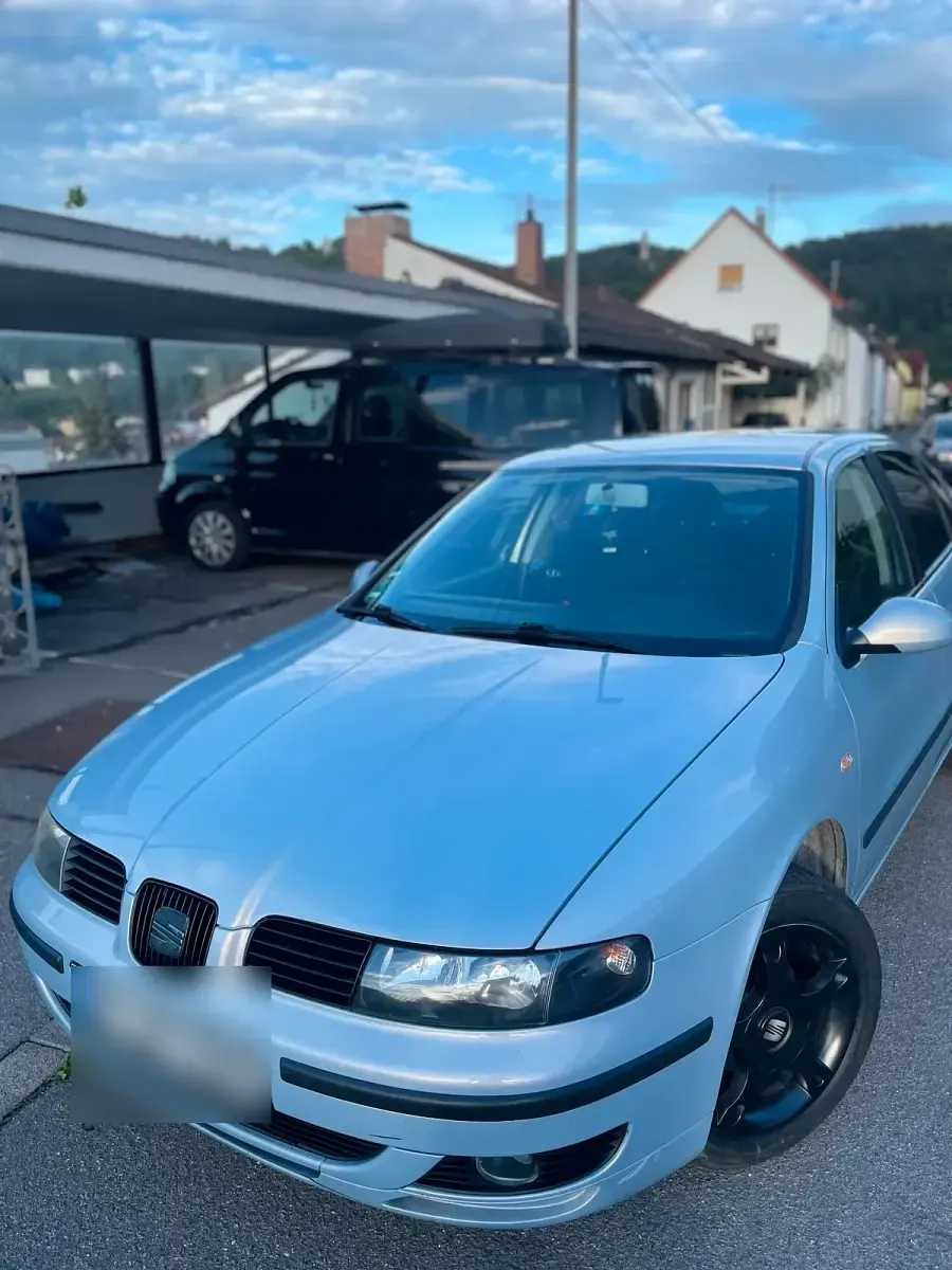 Gebraucht Seat Leon 105 PS (77 kW) 2004 Blau Kleinwagen