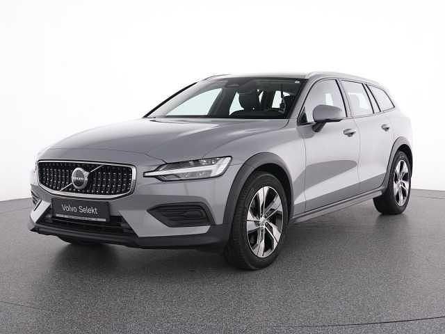 Gebraucht Volvo V60 CC 145 PS (106 kW) 2023 Kombi