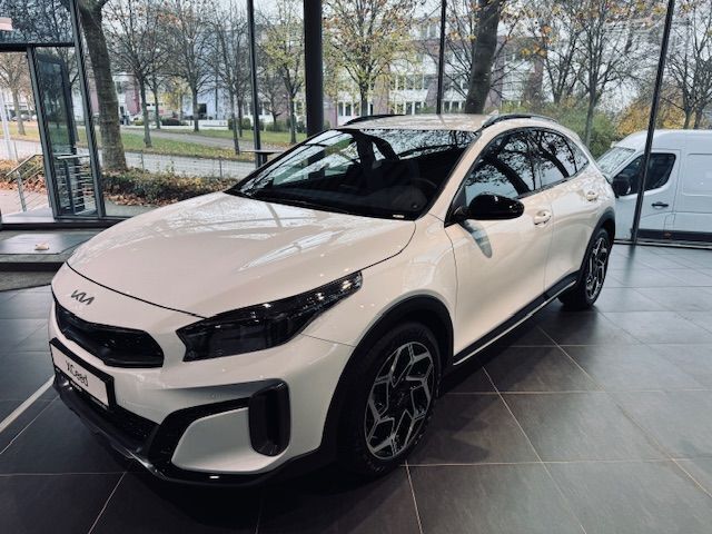 Carraraweiß Neu 2024 Kia XCeed GT-Line SUV | 34.900 € (Teuer) - Bild 1/4