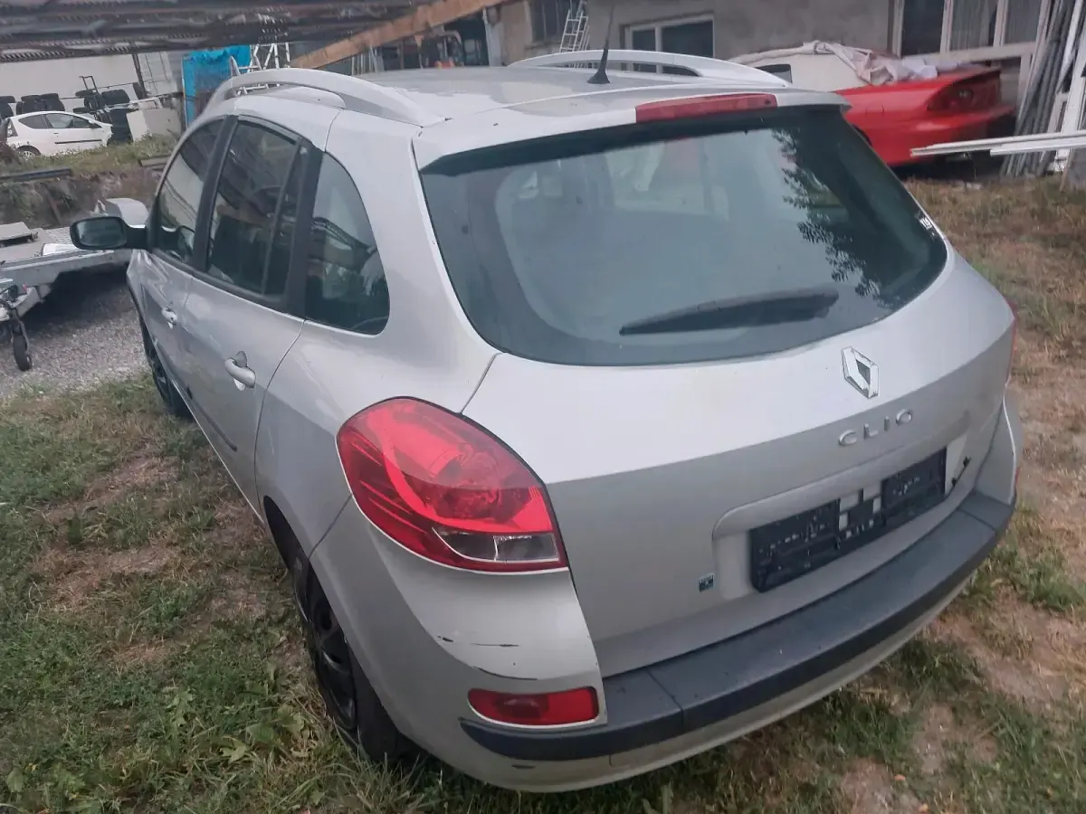 Gebraucht Renault Clio III 75 PS (55 kW) 2008 Silber Kleinwagen