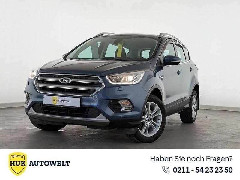 Gebraucht Ford Kuga Titanium 150 PS (110 kW) 2019 Blau SUV