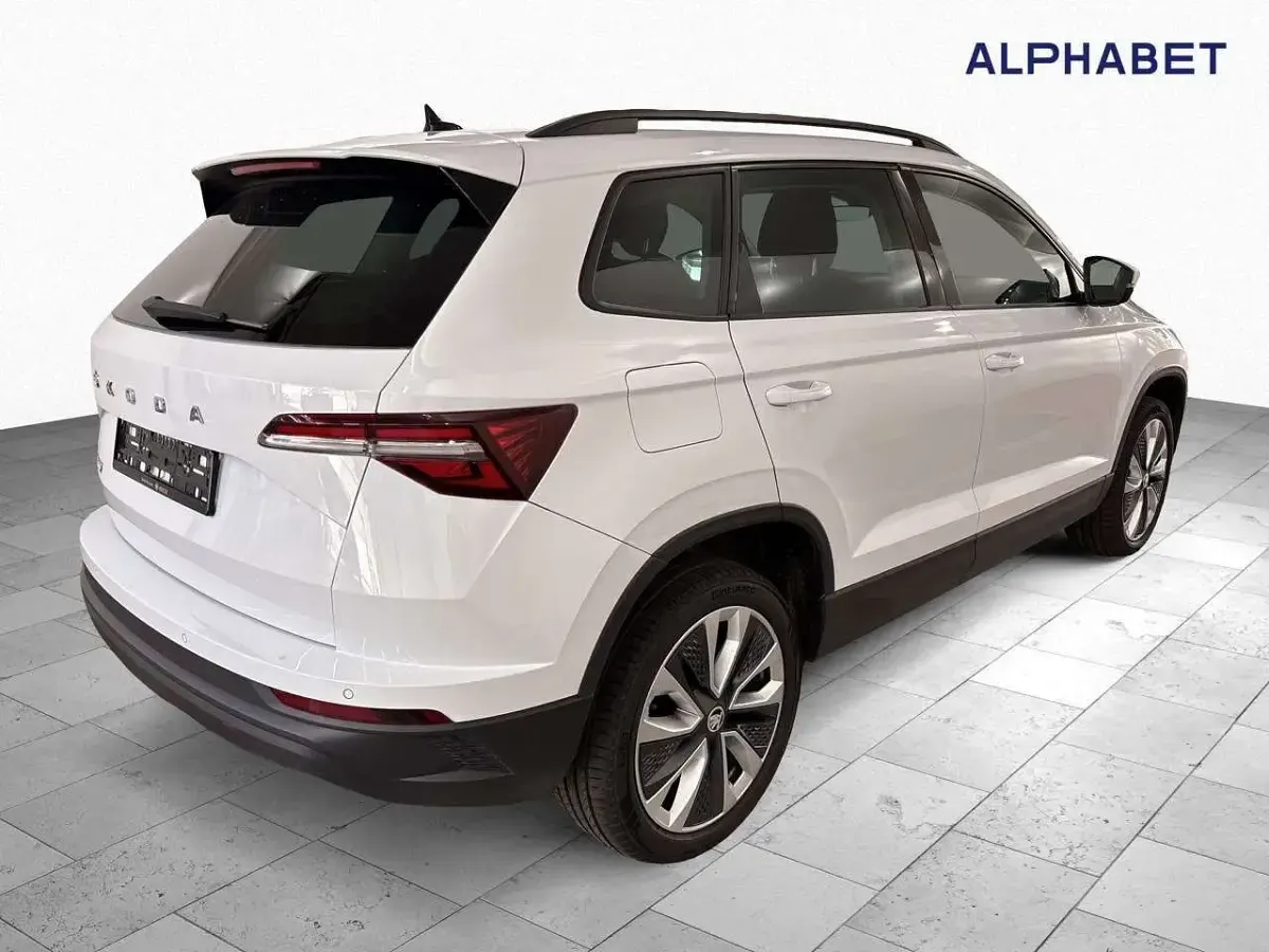Gebraucht Skoda Karoq Style 150 PS (110 kW) 2023 Weiß SUV
