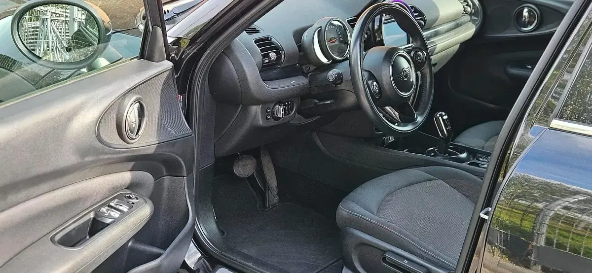 Second-hand Mini Clubman 115 CP (84 kW) 2018 Negru Break
