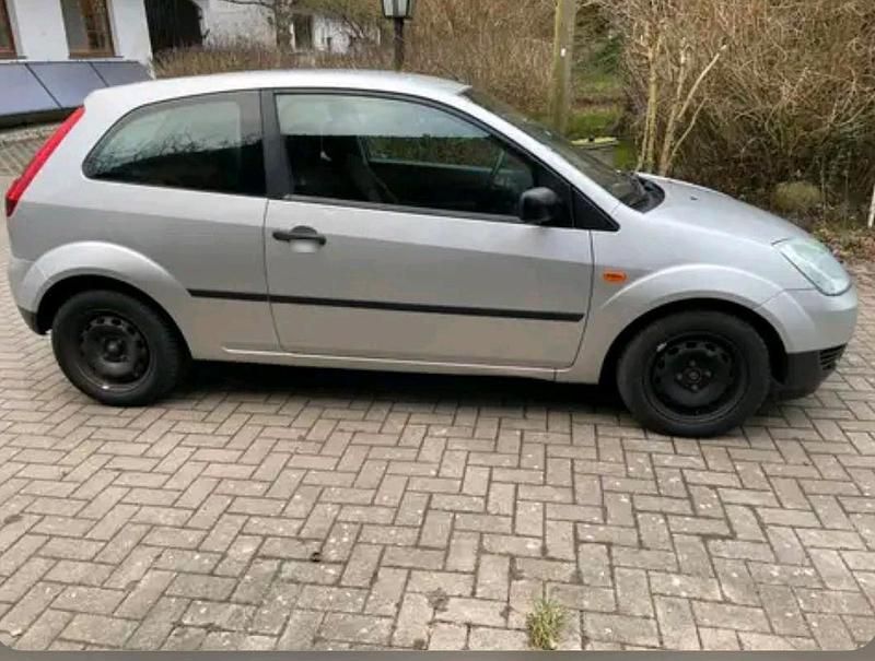 Gebraucht Ford Focus 2004 Grau Kombi