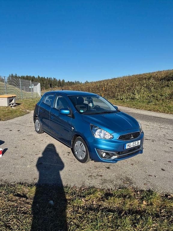 Gebraucht Mitsubishi Space Star 71 PS (52 kW) 2017 Blau Kleinwagen