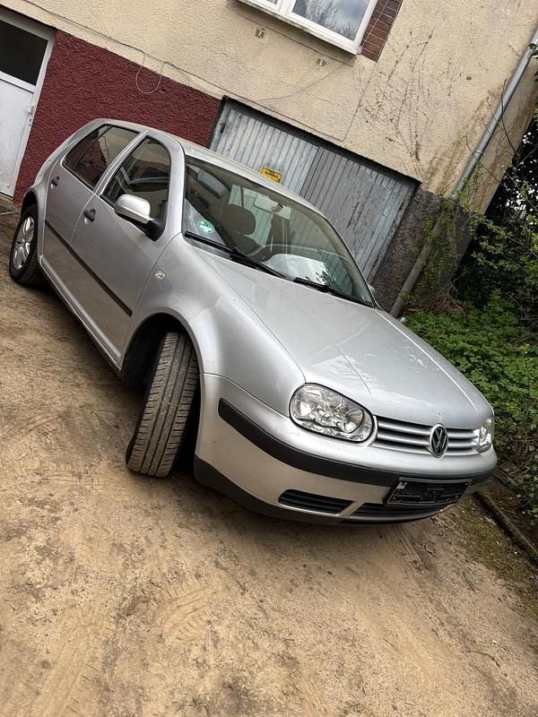 Gebraucht VW Golf IV 105 PS (77 kW) 2002 Silber Limousine