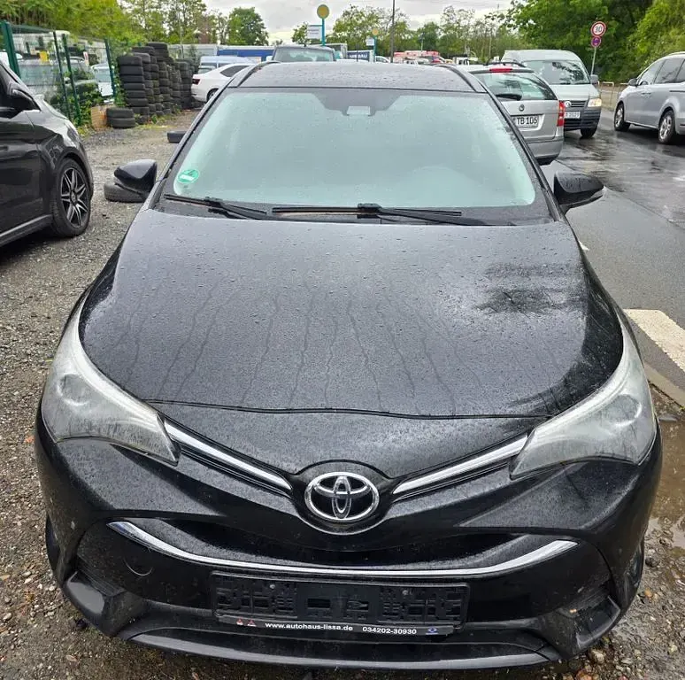 Gebraucht Toyota Avensis Edition-S 143 PS (105 kW) 2016 Schwarz Kombi