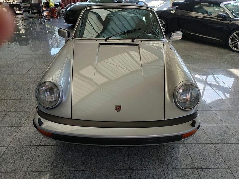 Second-hand Porsche 911 1975 Argintiu