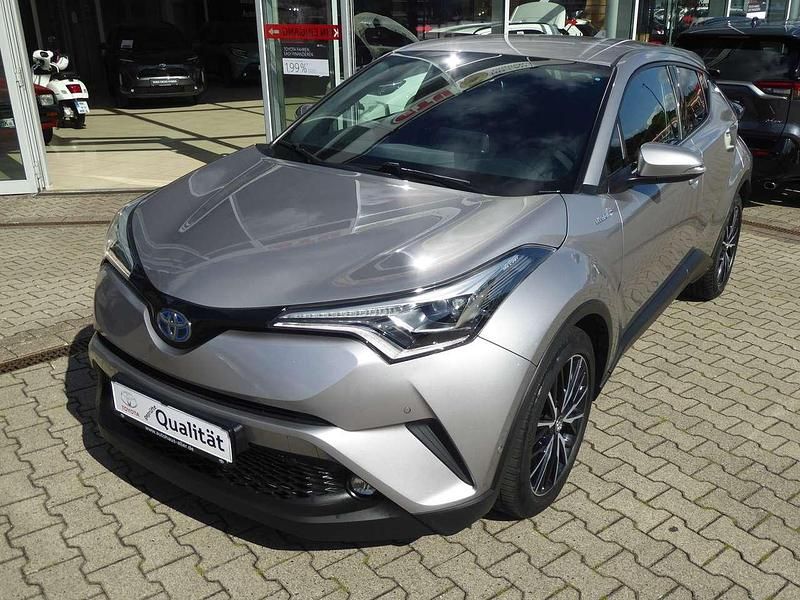 Silber Gebraucht 2018 Toyota C-HR Team SUV | 17.990 € - Bild 1/4
