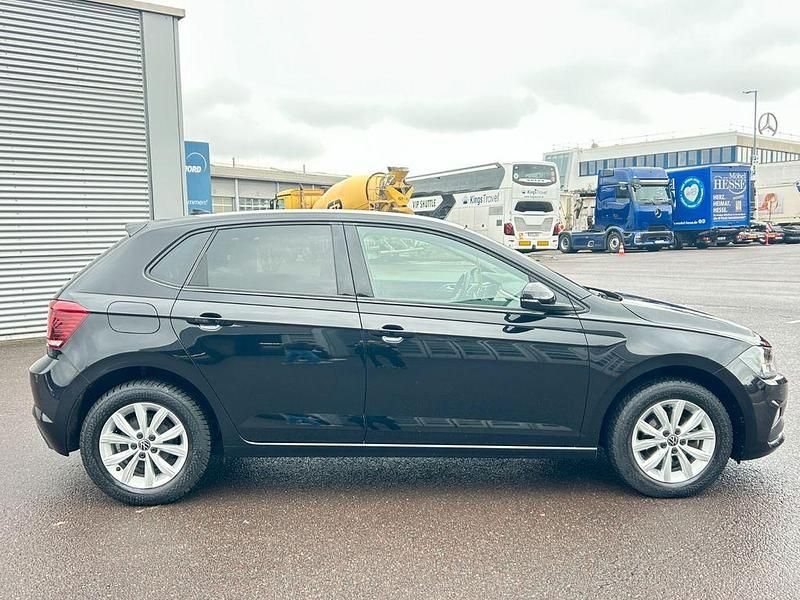 Gebraucht VW Polo Highline 95 PS (69 kW) 2021 Schwarz Kleinwagen