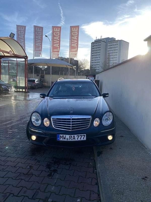Gebraucht Mercedes E320 Avantgarde 204 PS (150 kW) 2004 Kombi