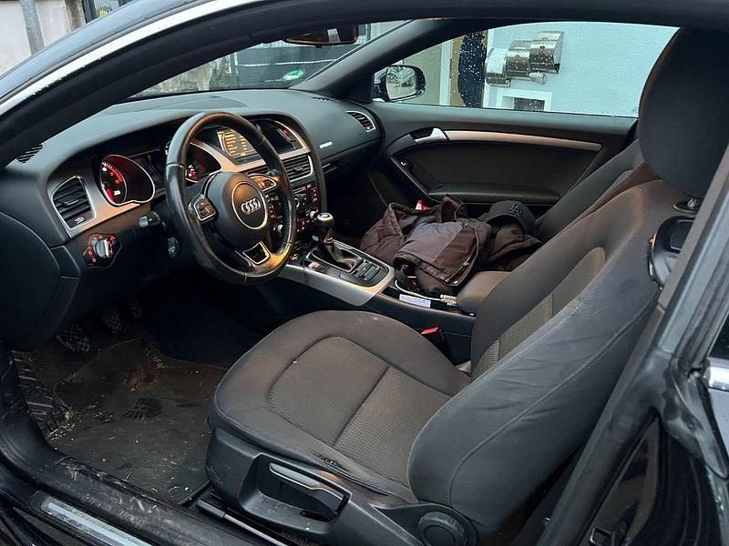 Gebraucht Audi A5 177 PS (130 kW) 2012 Schwarz Coupé