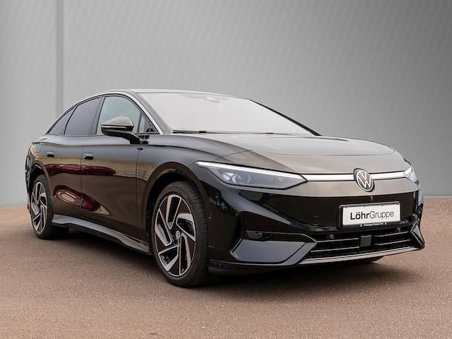 Gebraucht VW ID.7 Pro 210 kW (286 PS) 2023 Grenadillschwarz metallic Kleinwagen