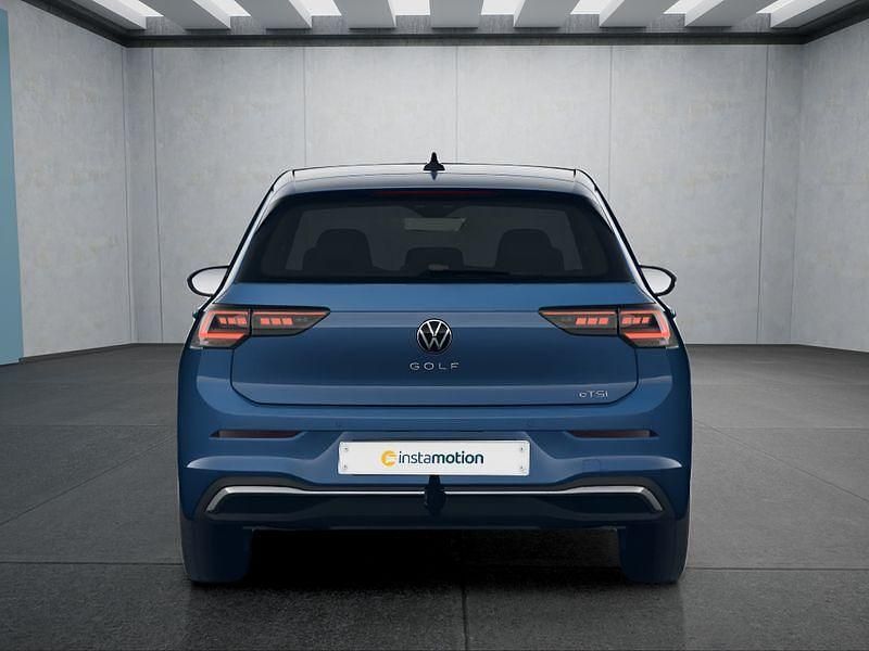 Gebraucht VW Golf VIII 150 PS (110 kW) 2025 Blau Kleinwagen