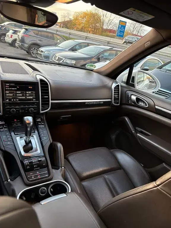 Gebraucht Porsche Cayenne 262 PS (192 kW) 2016 Weiß SUV