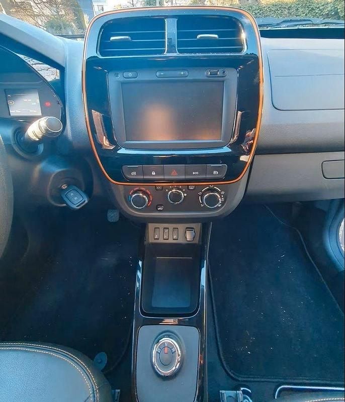 Gebraucht Dacia Spring Comfort Plus 33 kW (45 PS) 2021 Silber Kleinwagen