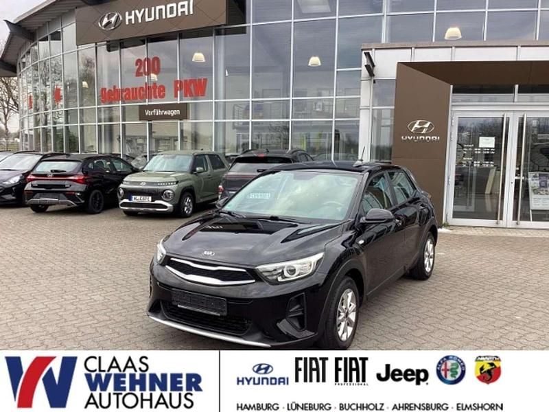 Auroraschwarz met. Gebraucht 2017 Kia Stonic Edition 7 SUV | 11.900 € (Fairer Preis) - Bild 1/4