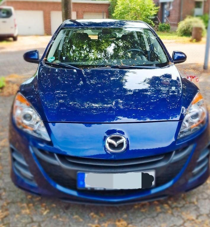 Blau Gebraucht 2010 Mazda 3 Active Plus Limousine | 3.990 € (Fairer Preis) - Bild 1/4