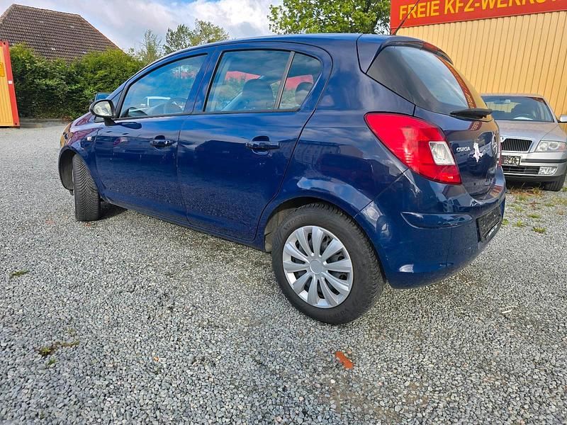Gebraucht Opel Corsa 70 PS (51 kW) 2012 Blau Kleinwagen