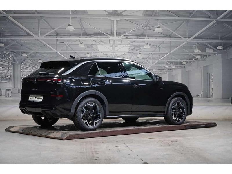 Second-hand VW T-Roc R-line 150 CP (110 kW) 2026 Negru SUV