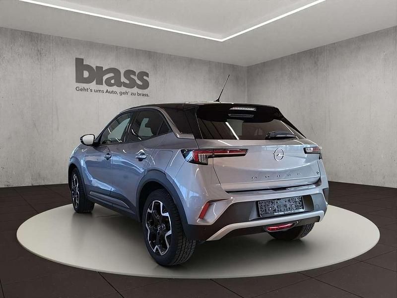 Gebraucht Opel Mokka-e Ultimate 100 kW (136 PS) 2022 Quarz silber (metallic) SUV