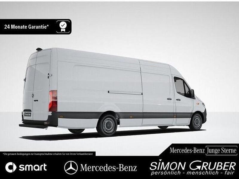 Gebraucht Mercedes Sprinter 170 PS (125 kW) 2024 Arktikweiß Van