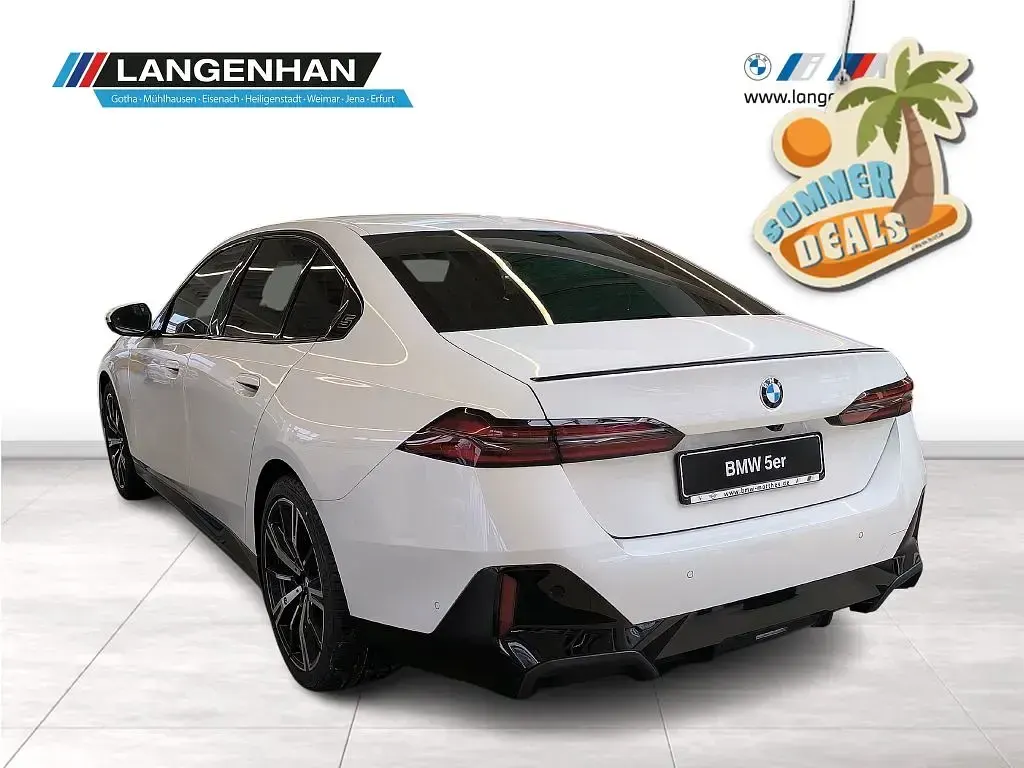 Neu BMW 520 M Sport 197 PS (144 kW) 2026 Weiß Limousine