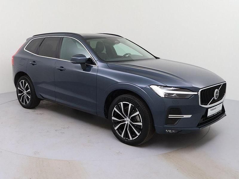 Gebraucht Volvo XC60 Core 197 PS (144 kW) 2023 Denim blue SUV