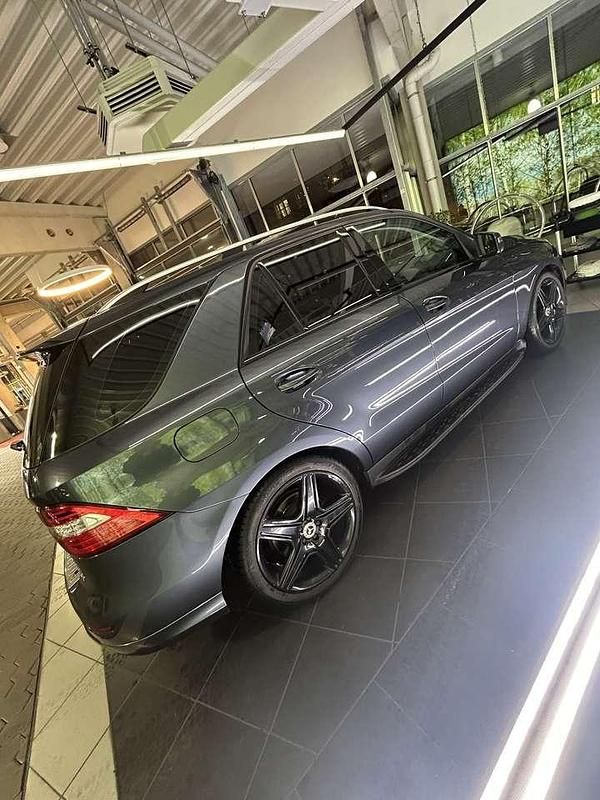 Gebraucht Mercedes ML350 258 PS (189 kW) 2012 SUV